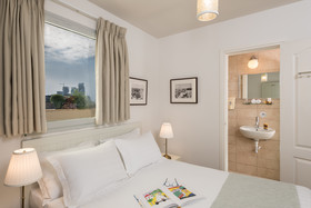 Dizengoff Suites