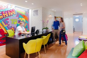 Hotel 75