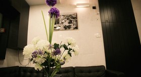Lenis Hotel