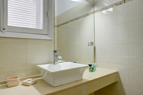 Liber Tel Aviv Sea Shore Suites