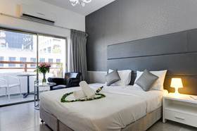 Liber Tel Aviv Sea Shore Suites