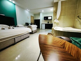 Marina Beach Hotel