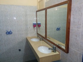 Momo's Hostel