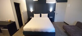 Moon TLV Hotel
