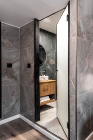Mulan Tlv Hotel