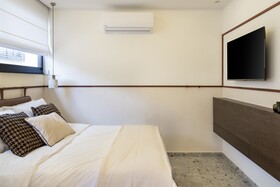 Mulan Tlv Hotel