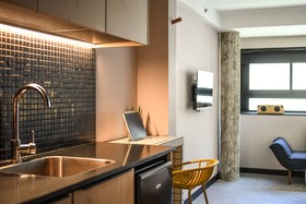 Pixel – An Autonomous Hotel by Loginn