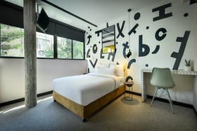 Pixel – An Autonomous Hotel by Loginn
