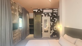 Pixel – An Autonomous Hotel by Loginn