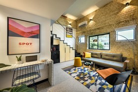Pixel – An Autonomous Hotel by Loginn