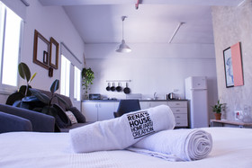 Rena's House