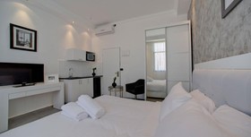 Residence Suites
