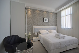 Residence Suites