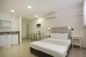 Sea Land Suites