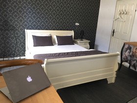 Sea Side Hotel