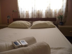 Silicate – An Autonomous Hotel by Loginn