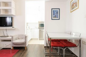 Star Apartments