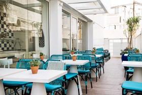Yam Hotel