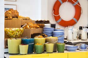 Yam Hotel
