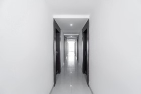 Capital O 70043 Limestone Luxury Rooms