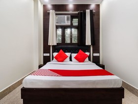 OYO 73851 Hotel Hyderabad Comfort Lakdikapul