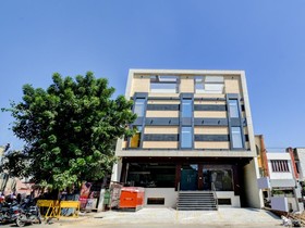 OYO Flagship 60541 White Ridge