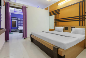 Rajhamsa Hotel by OYO Rooms