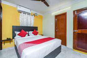 Pramukh Heights by OYO Rooms