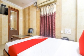 Hotel Golden Park by OYO Rooms