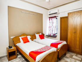 Hotel New Central Inn