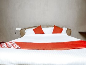 Hotel New Central Inn