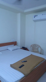 Murgan Residency by Iroomz