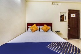 Sri Surya Lodge by OYO Rooms