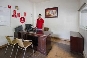 18 Square Lake View Boutique Hotel