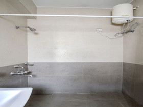 18 Square Lake View Boutique Hotel