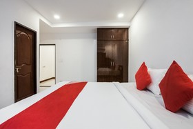 Adarsh Grand Inn by OYO Rooms