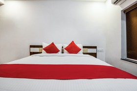 Adarsh Grand Inn by OYO Rooms