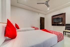 Airport Palace Hotel by OYO Rooms