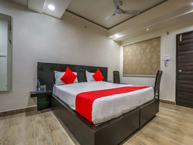 Akshara Grand