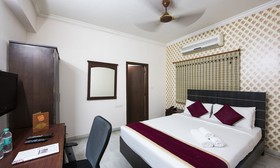 At Home Apartment Hotel