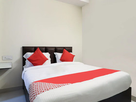 Aurobindo Comforts By OYO Rooms