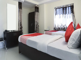 Aurobindo Comforts By OYO Rooms