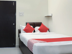 Aurobindo Comforts By OYO Rooms