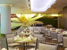 Avasa Hotel