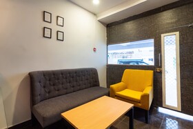 Bhagat Mansion by OYO Rooms