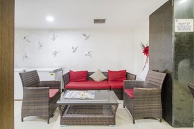 Capital O 10209 Comfort Inn