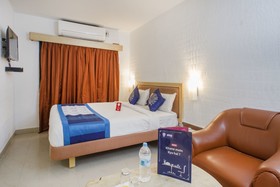 Capital O 10209 Comfort Inn