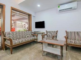 Capital O 80232 Delight Inn
