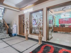Capital O 80232 Delight Inn