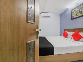 Capital O 80232 Delight Inn